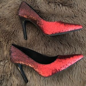 Red ombré sparkly pumps size 8